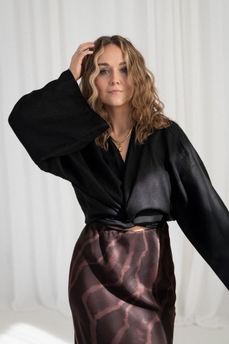 LNIANA KOSZULA #BLACK